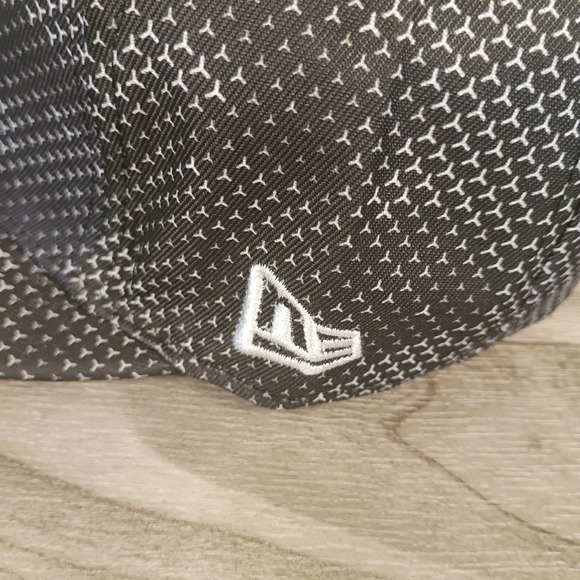 Men's New Era Washington Commanders Tampa Bay Buccaneers 9FIFTY Snapback Hat - Picture 8 of 10